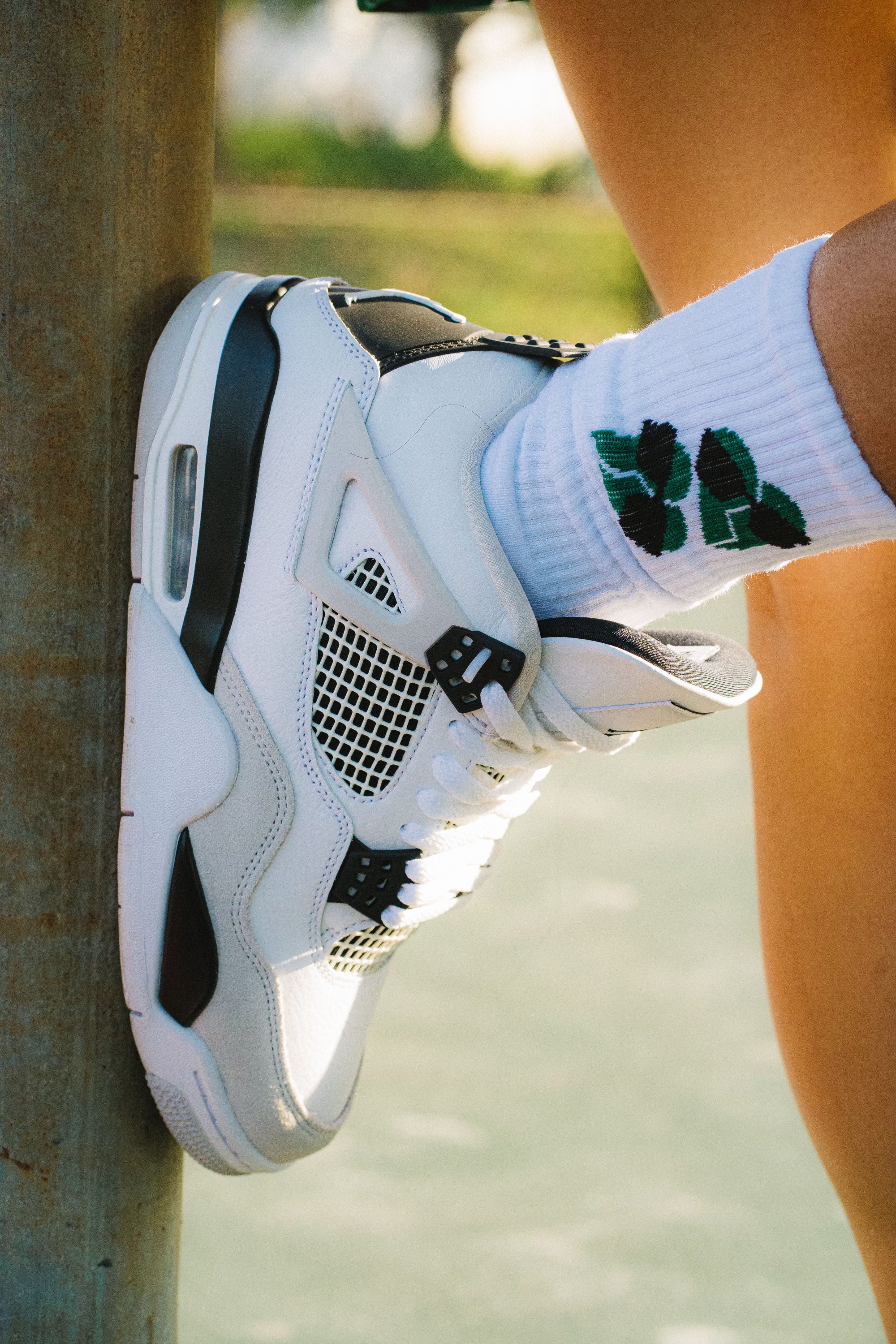 Classic Double Logo Cushioned Socks: White Color with Green Logo